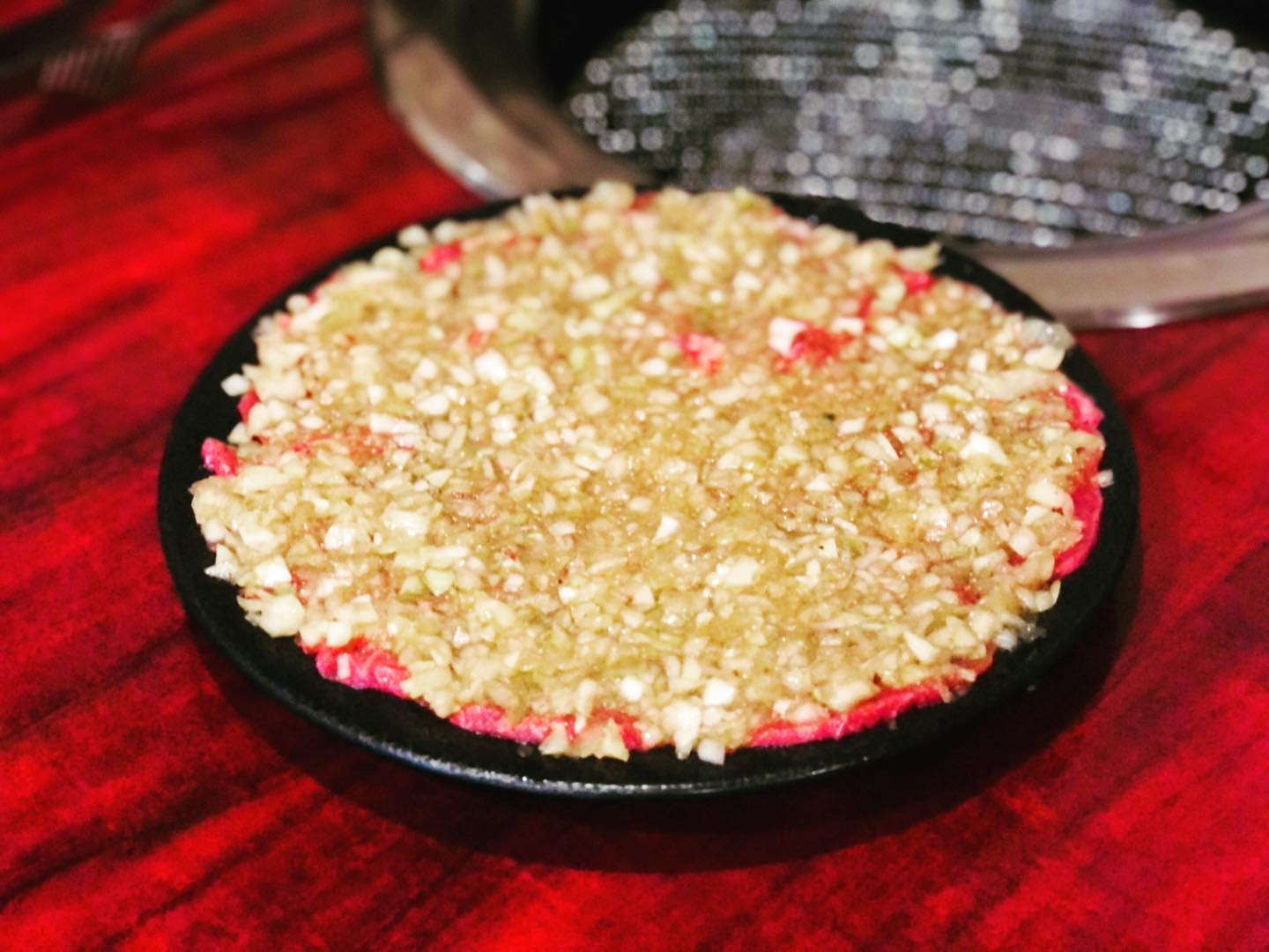 新メニュー 【ネギロース片面焼き】約束ですよ。ひっくり返さないでねw.☆BBQお任せくださいtakeout 10%OFF☆.☆16時〜24時 / 駐車場あり☆.☆スタッフ募集中☆.#焼肉MOーMAI#牛舞#多磨霊園#府中#焼肉#芝浦直送#黒毛和牛#肉スタグラム#国産牛#肉食女子#グルメ#府中グルメ#東京焼肉#サッカー観戦#府中焼肉#多摩焼肉#肉#食べログ#ネギロース片面焼き#焼肉好きな人と繋がりたい#ホルモン好きな人と繋がりたい#ロース好きな人と繋がりたい#交雑牛#テイクアウト#スタッフ募集中#飯テロ#新鮮レバー#新メニュー#感謝